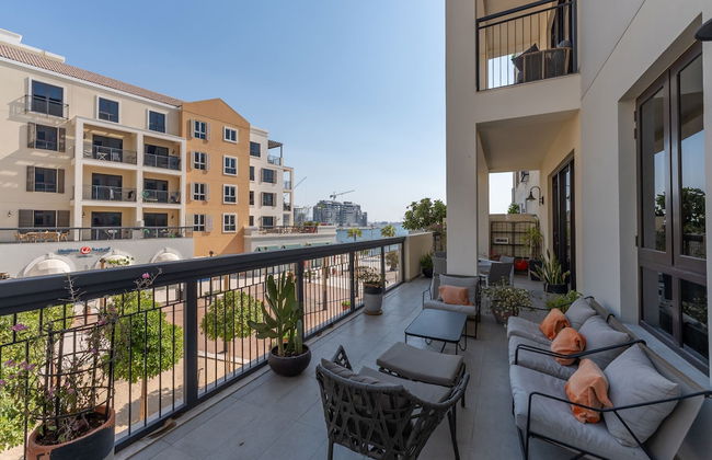 Cozy La Mer 2BR w Beach Access - Photo 22