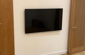 Newly refurbished flat in camberwell, london - Photo 3