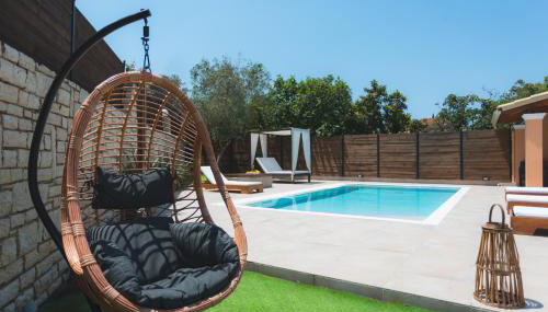 Villa Bella Donna Corfu - Photo 4, sunbed