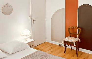 Maison au coeur de MARCOLES, 2ch, 4pers, jardin - Foto 8