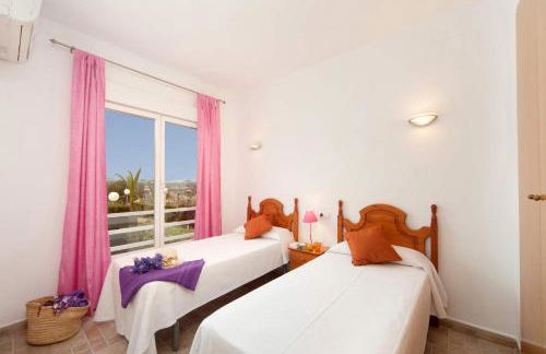 Villa Fresno by Villa Plus - Photo 20