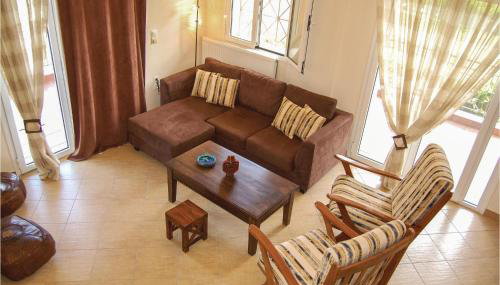 Two-Bedroom Holiday Home In Livanates - Foto 3