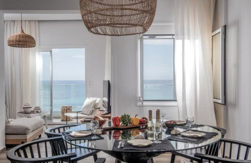 Khroma Luxury Suite 1 Beach front apartment - Photo 55