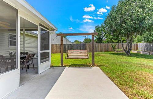 Screened Porch, Firepit, Patio! Peaceful in Pooler - Foto 9