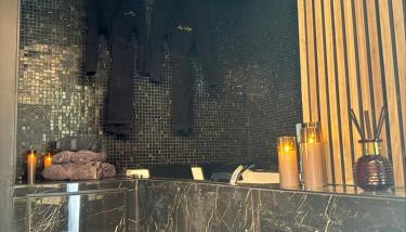 One Night Love Room Unique - Photo 4