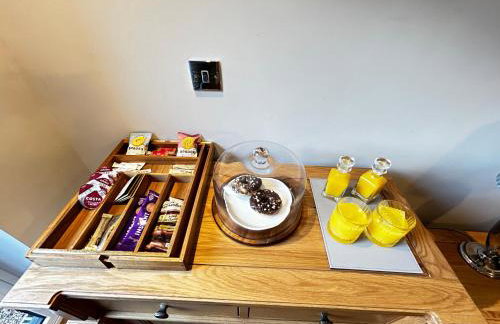 Stansted Airport Stay, Parking and Luxury Suite - Foto 9