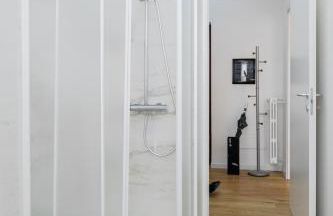 Polyclinic House - Photo 7