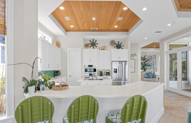 Captiva Grace 5 Bedroom Home by RedAwning - Photo 15