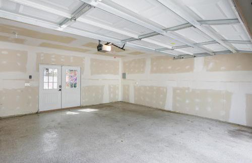 Home with Garage, Hot Tub, near OSU & Short North - Photo 22