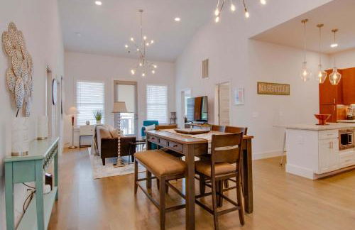 Modern Duplex - 1 mile from Robust Nightlife - Foto 10