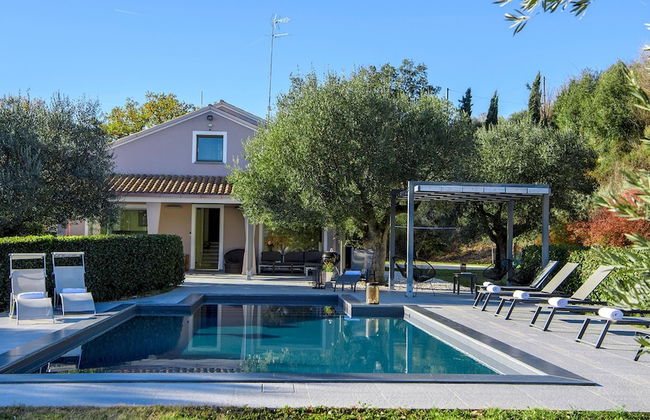 Villa Delle Ginestre 9 2 Emma Villas - Foto 1