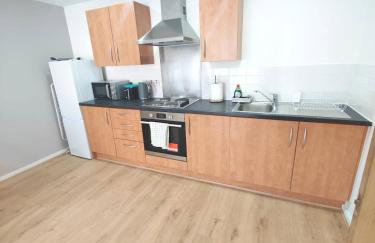 New 2 Bedroom Flat close to City Center Camp Street - Foto 6