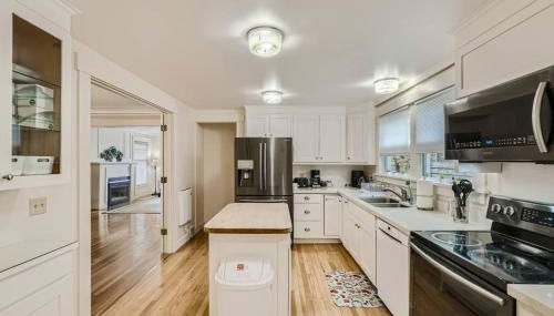 Prime Location walk to attractions w Free Parking - Foto 4