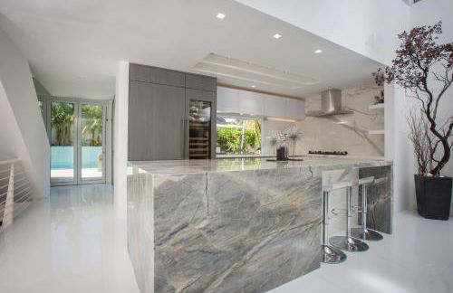 Amazing Views! Walk to the Beach! Pool and Spa! - Foto 3