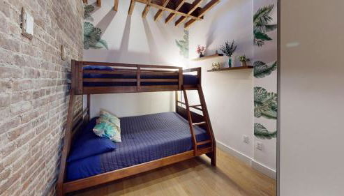 Chic Penthouse with bus stop at doorstep - 15 Minutes to NYC - Foto 5