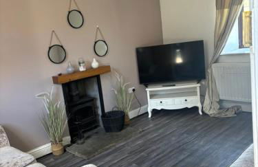 Glanyrafon Cottage - Foto 10