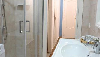 Casa Raffaella Apartment and room - Foto 2, Shower