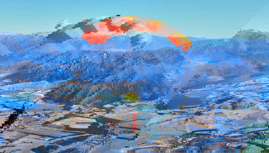 Vous survolerez les magnifiques paysages de Wanaka