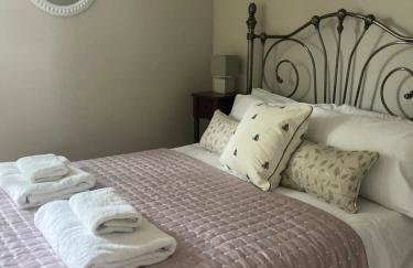 Cottage nestled in the heart of a stunning Suffolk Village - Foto 8