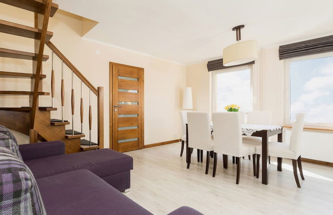 Holiday House Bursztyn by Renters - Photo 1