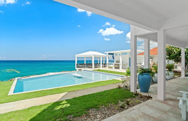 The W Villa 5 B R Oceanfront w Staff - Photo 55