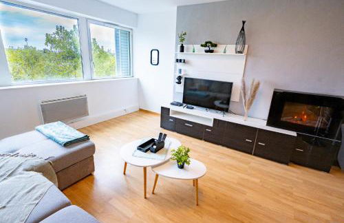 Andromède Chic T2 - Parking - Proche Airbus et aéroport - Foto 7