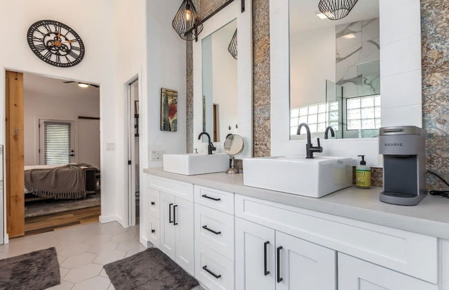 Sunburst Estate Htd Pool Putt Grn Sleeps 14 - Foto 27