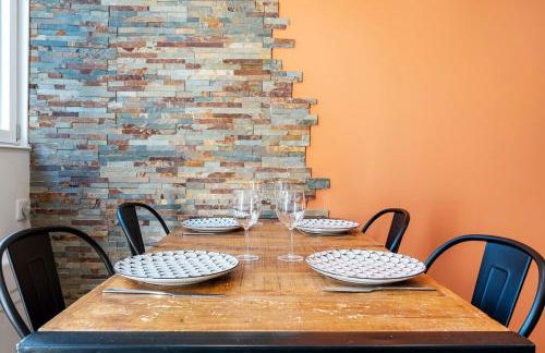 Terrasse et balnéo au cœur de Monplaisir - Photo 12