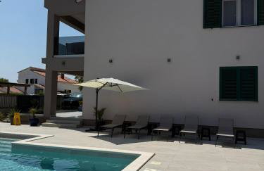 Villa Vida, Medulin - Bazen i jacuzzi - Foto 10