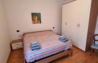 Blu Manerba with a panoramic pool overlooking the islands - Photo 9