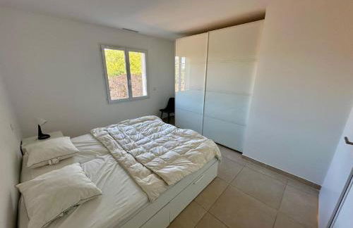 Villa L'esquirol With View and Pool - Foto 36