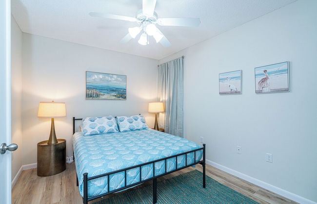 Renovated Home Near Beach and Shopping - Foto 3