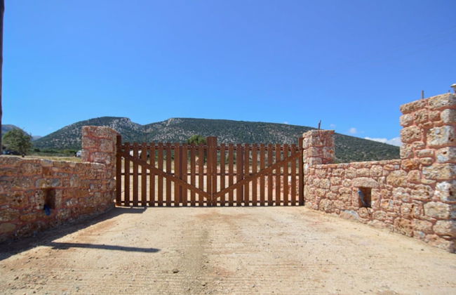 Villa Rouvis With Outdoor Hot Tub - Foto 40