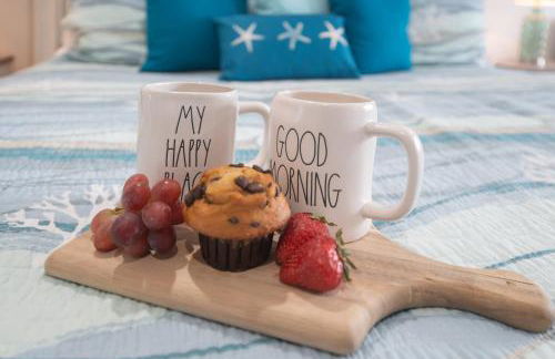 Beach Getaway for 15 A Few Steps from the Sand - Foto 49