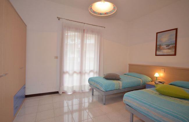 Holiday Village - Foto 11