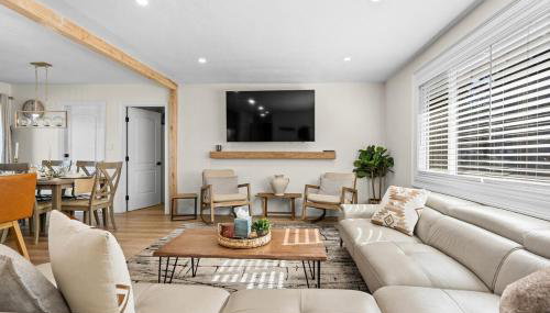 Luxury Hyatt Oasis 3 Bedrms 1 Bath SFH for Fun Ski home - Foto 2