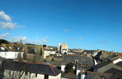 Stunning Penthouse in Penzance "Amazing Sea Views" - Photo 22