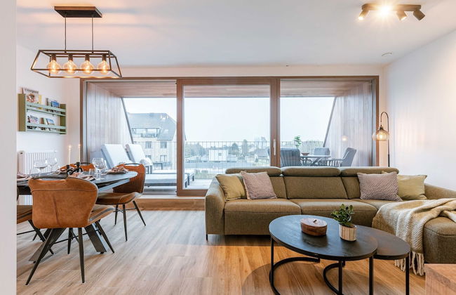 Cozy Beach Apartment in Middelkerke for 5 Guests Bright Living Space With Terrace - Photo 1