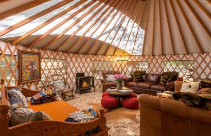 Tranquil Yurt Rental for Two with Soothing Interior on Ranch near San Luis Obispo - Foto 10