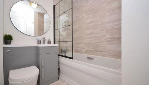 #1 Most Viral Pink House w Ball Pit - Foto 3