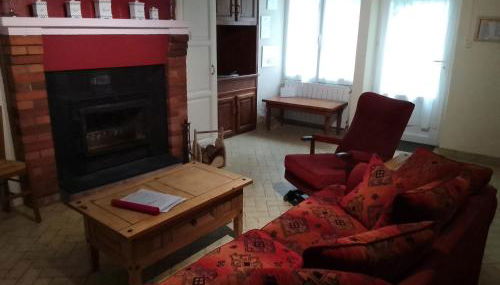 Cottage by the Chateau with pool in National Parc - Foto 3