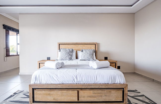 One on Chelsea - Photo 8