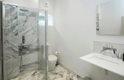 Topside House - Beautiful 7 bedroom house with hottub wifi and parking near Bath Wells Frome - Foto 44