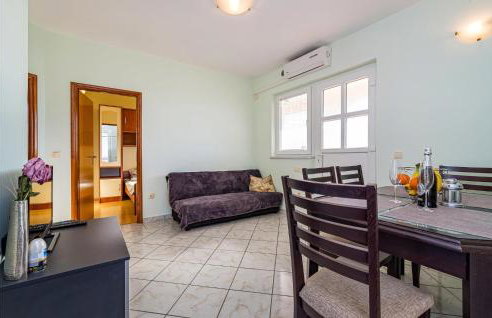 Nice Apartment In Rtina With Wifi - Photo 4