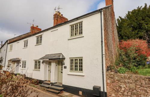 Bodkin Cottage - Photo 1