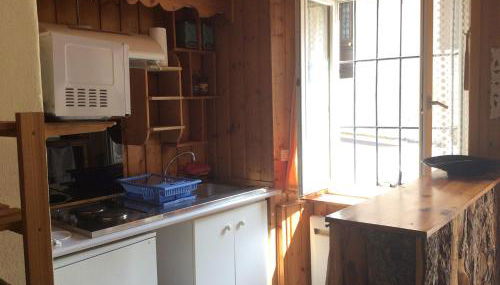 studio ensoleillé avec jardin pour 2 à Monêtier - Photo 3, stove