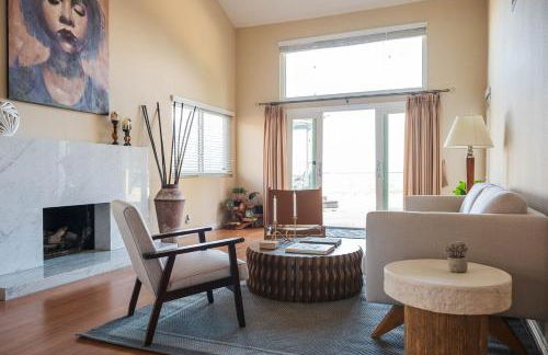 Beautiful Monterey Park Home With a View, Backyard and BBQ - Foto 29