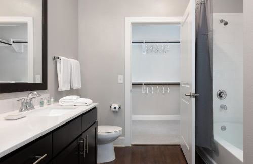 AVE Las Colinas - Short Stay Furnished Apartment - Foto 14