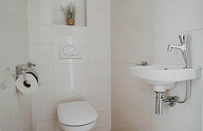 Apartment by the Beach With Sea Views - Photo 39