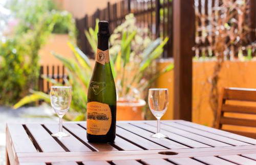 Charming Coastal Escape - Foto 28